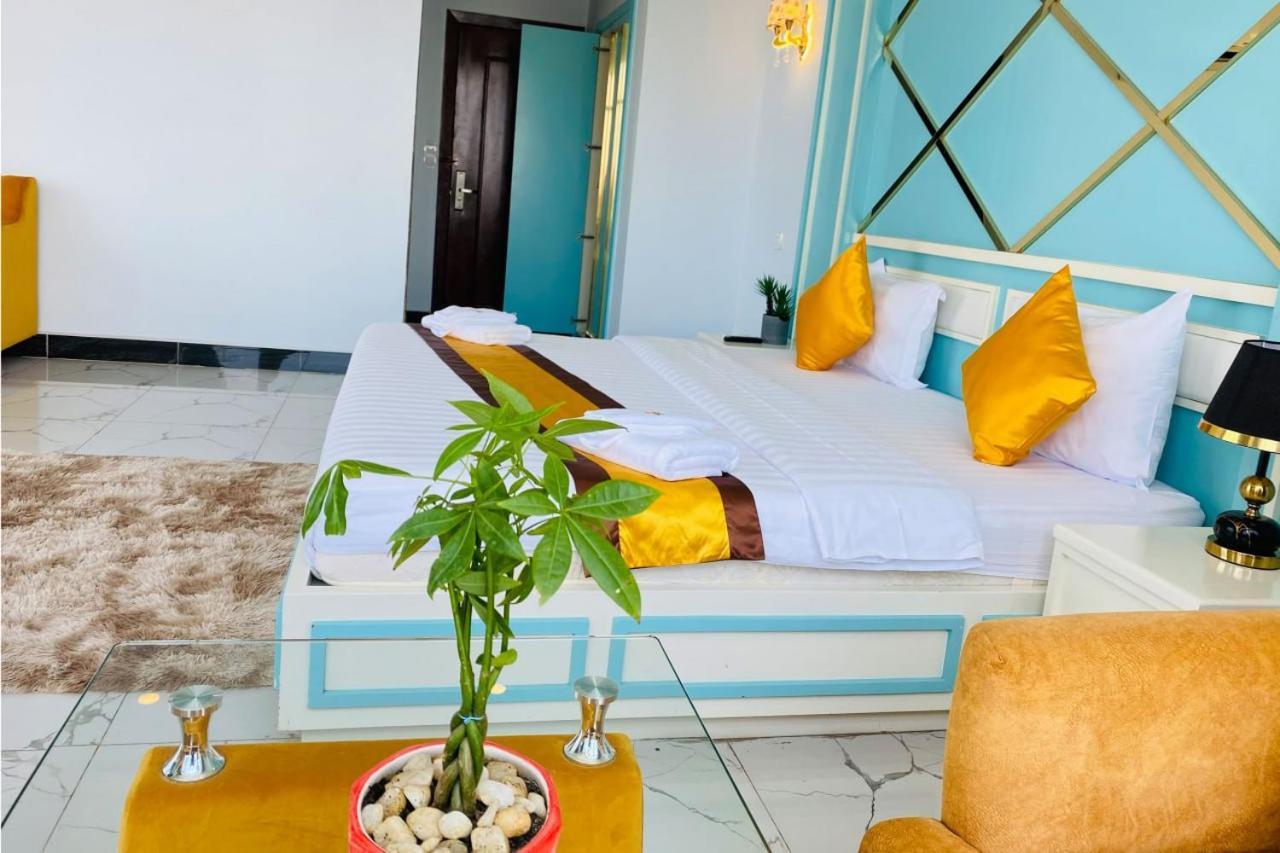 Kampot Sunny Hotel מראה חיצוני תמונה