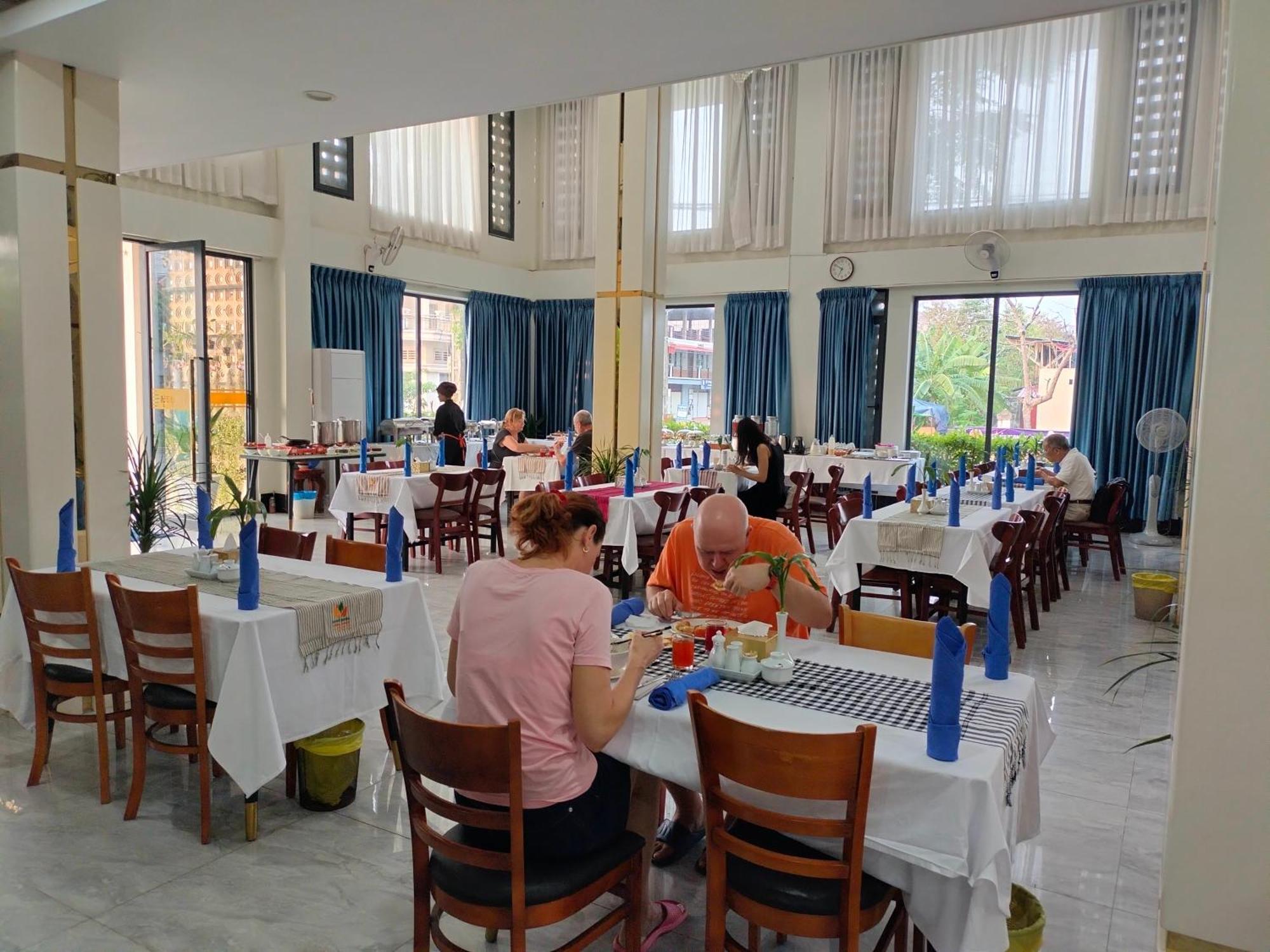 Kampot Sunny Hotel מראה חיצוני תמונה